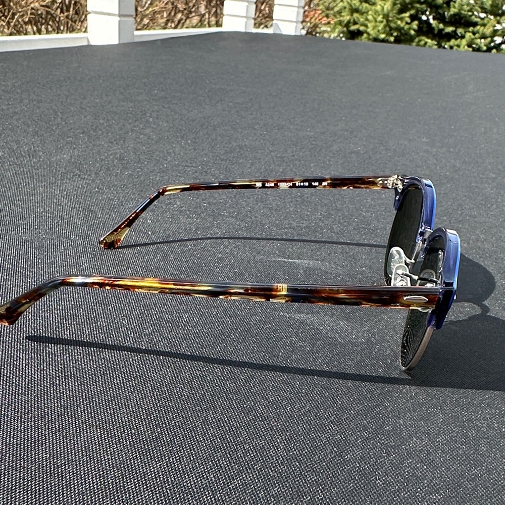 Ray-Ban Blue and Silver Round Sunglasses - Picture 2 of 4